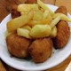 Croquetas Mixtas y papas fritas