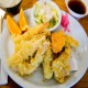 Tempura mixta (langostinos,pescados y verdura ) 
